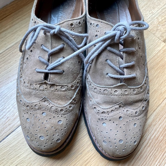 Earthies by Earth Santana Taupe Wingtip Oxfords 7.5 - Picture 2 of 5